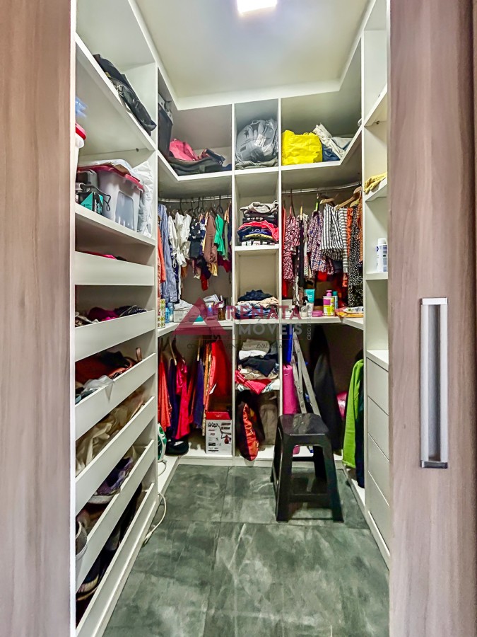 QUARTO 2 - CLOSET
