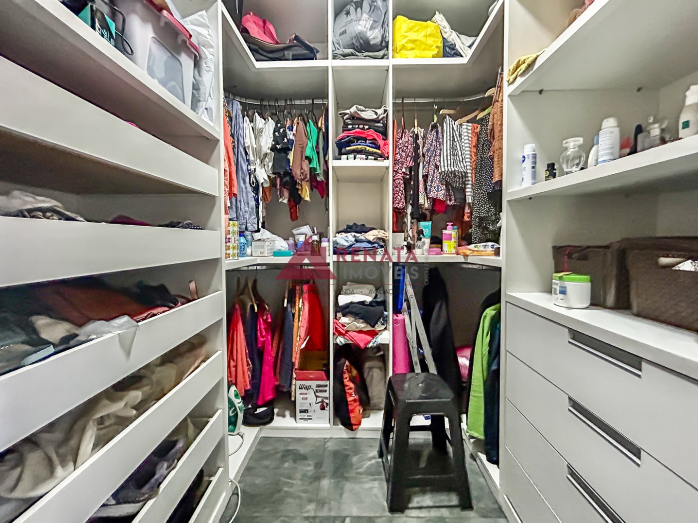 QUARTO 2 - CLOSET