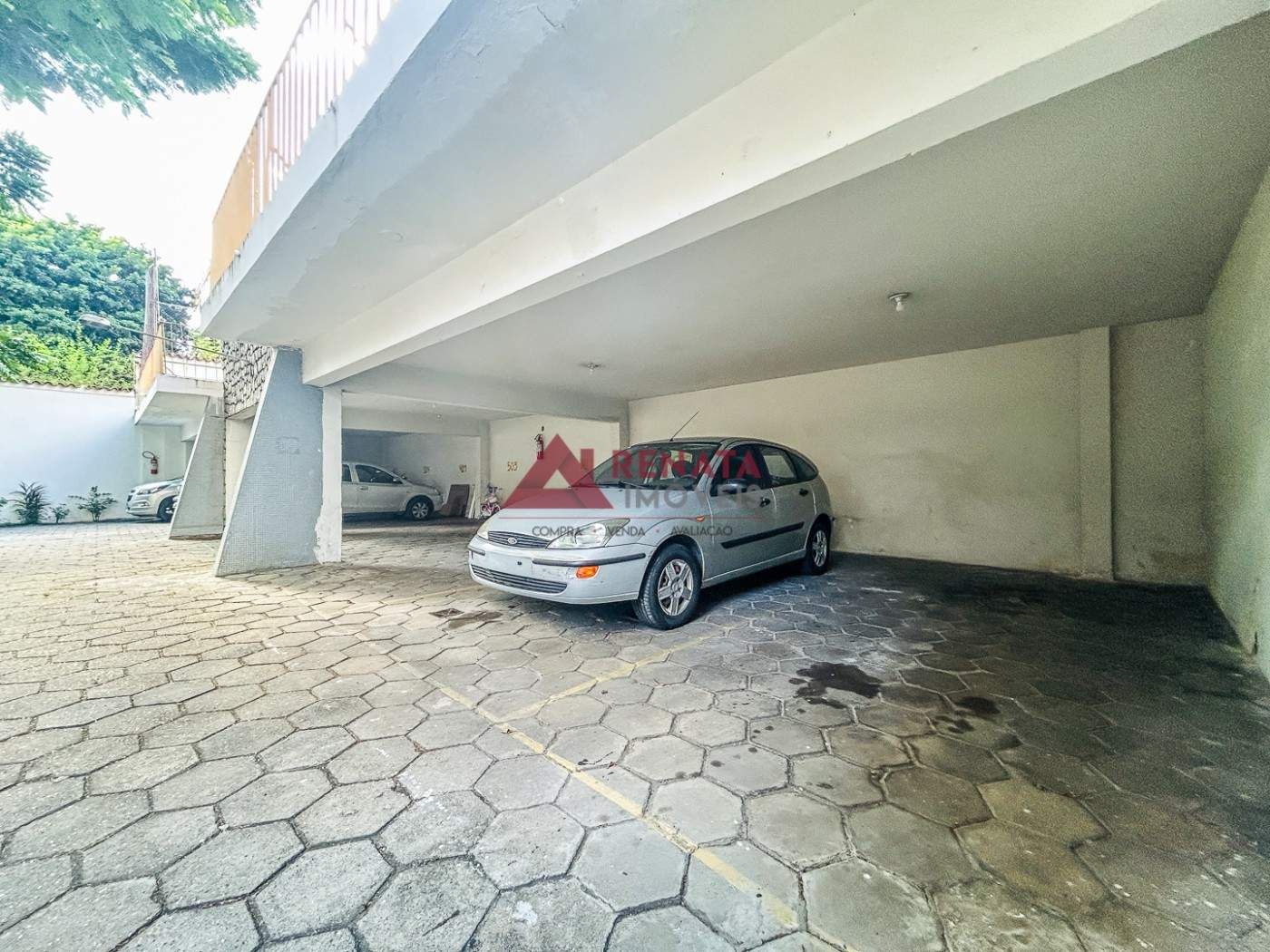 GARAGEM